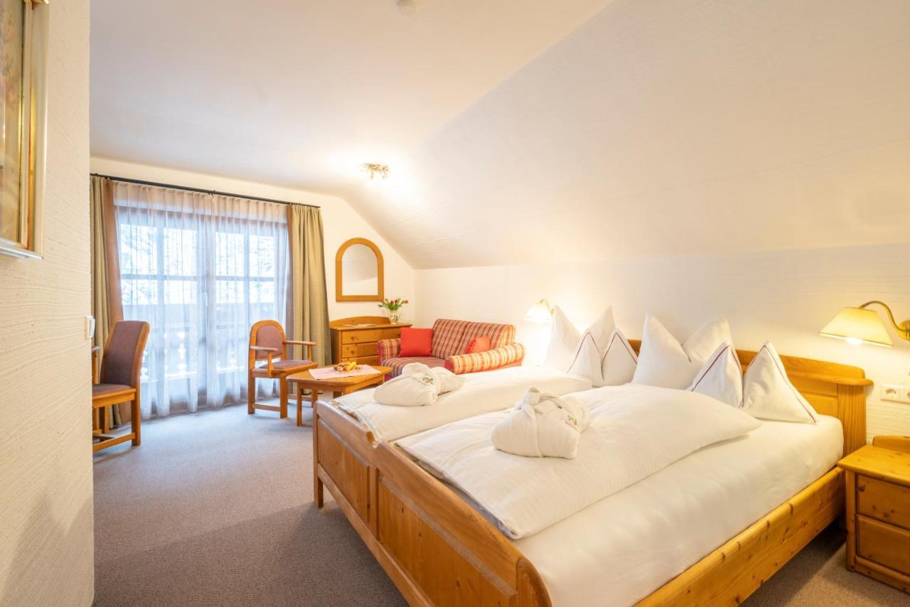 Hotel Trattlerhof Бад-Кляйнкірхгайм Екстер'єр фото