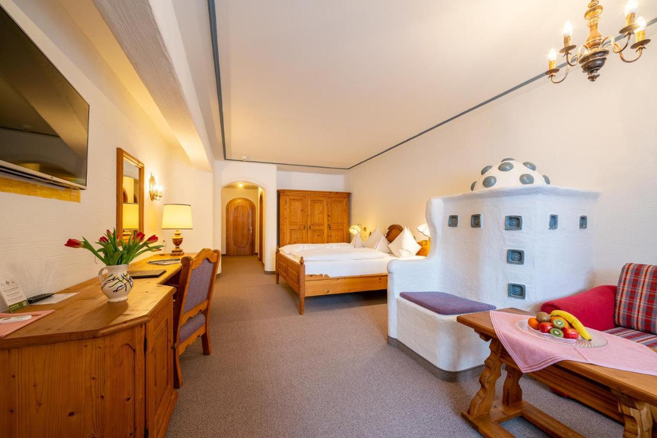 Hotel Trattlerhof Бад-Кляйнкірхгайм Екстер'єр фото