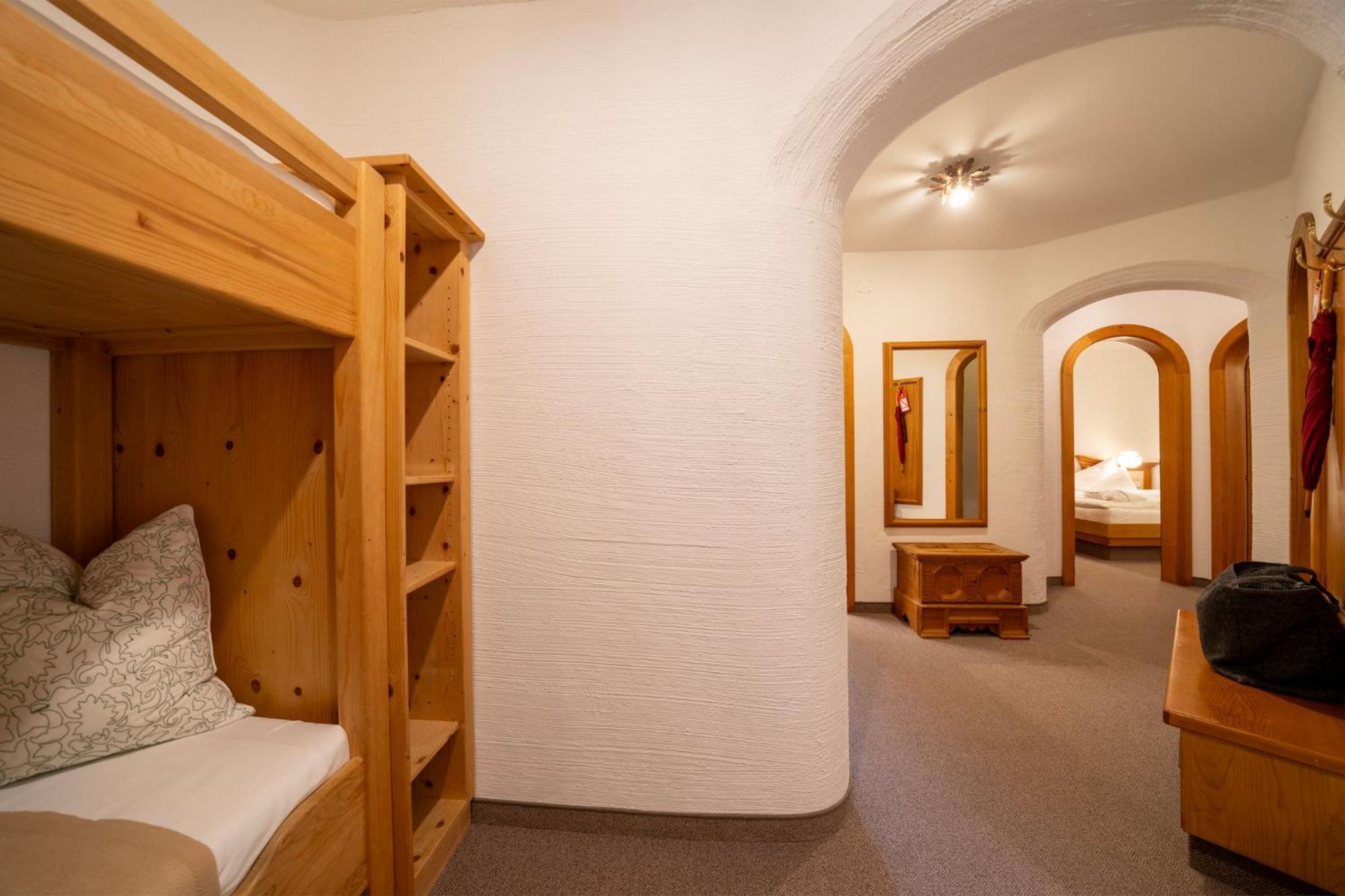 Hotel Trattlerhof Бад-Кляйнкірхгайм Екстер'єр фото