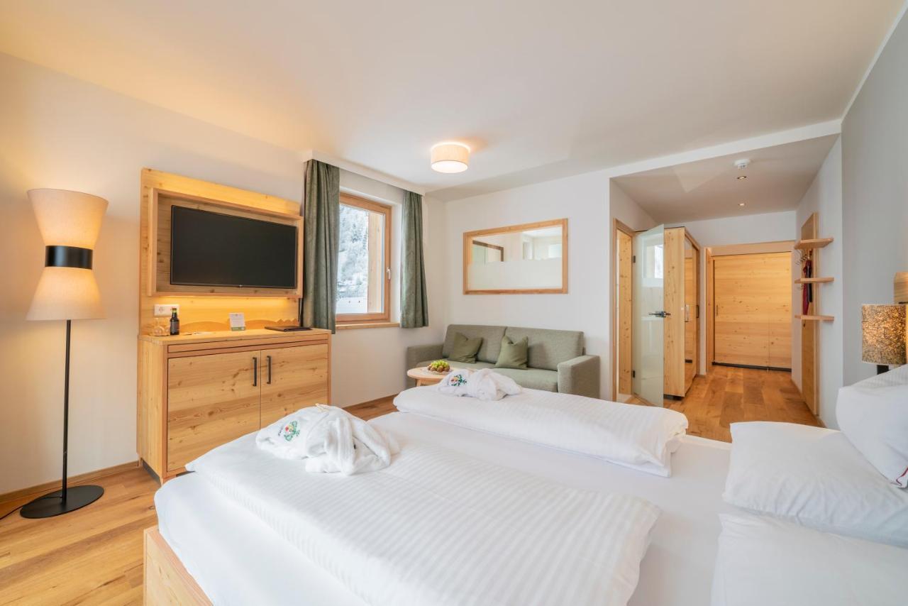 Hotel Trattlerhof Бад-Кляйнкірхгайм Екстер'єр фото